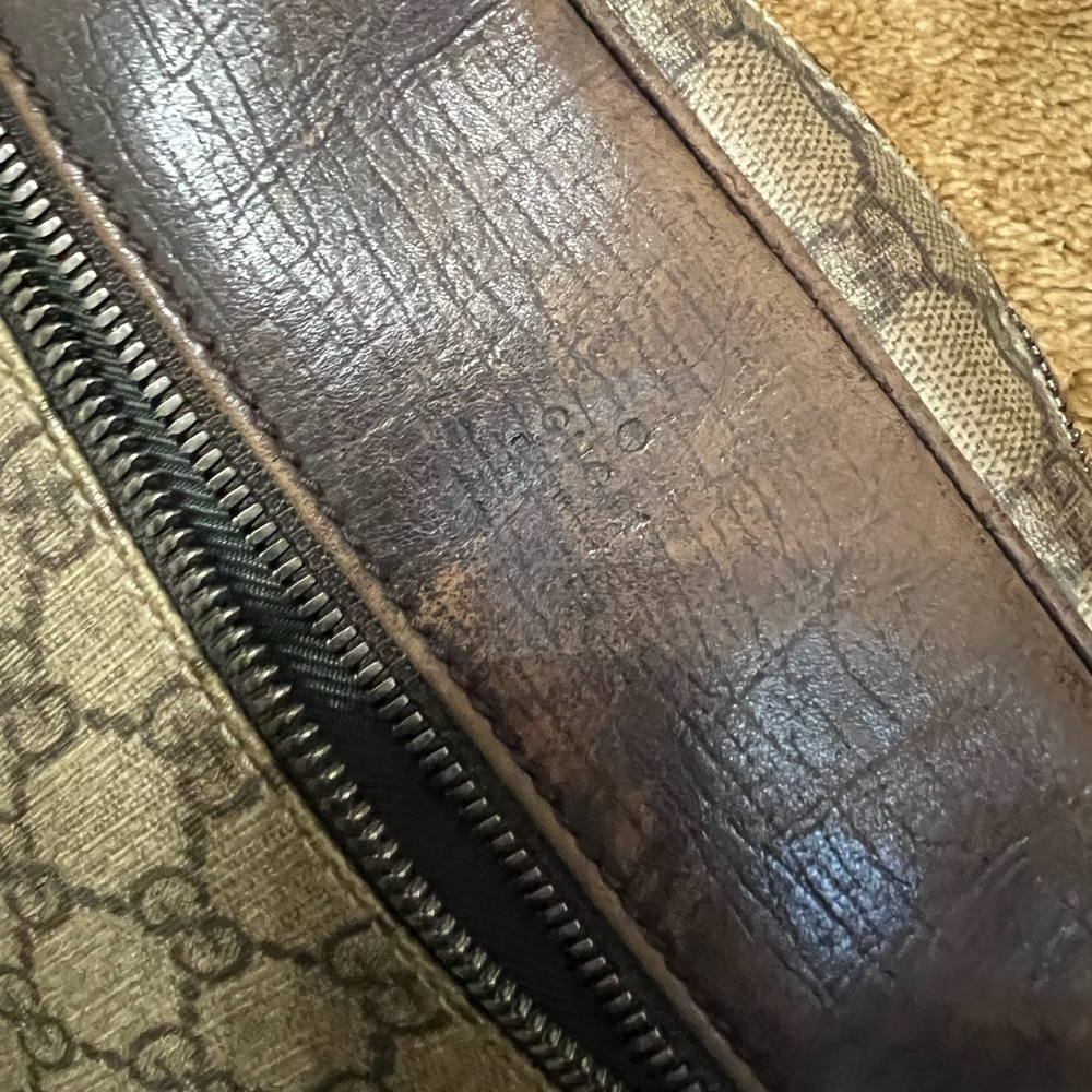 Gucci Crossbody Bag in Brown and Black - Picture 14 of 16
